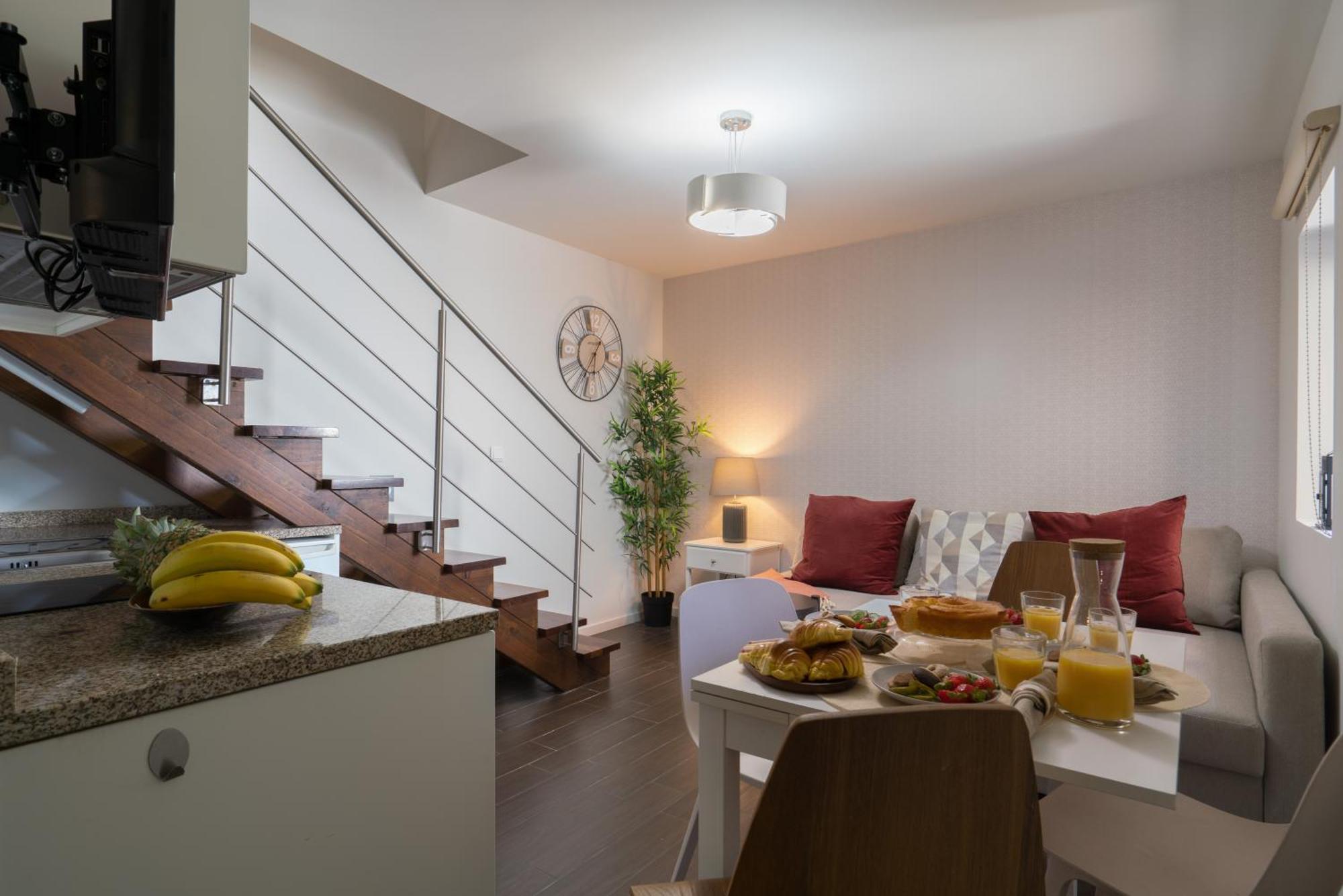 Host Wise - Impressive Restful Houses Porto Room photo