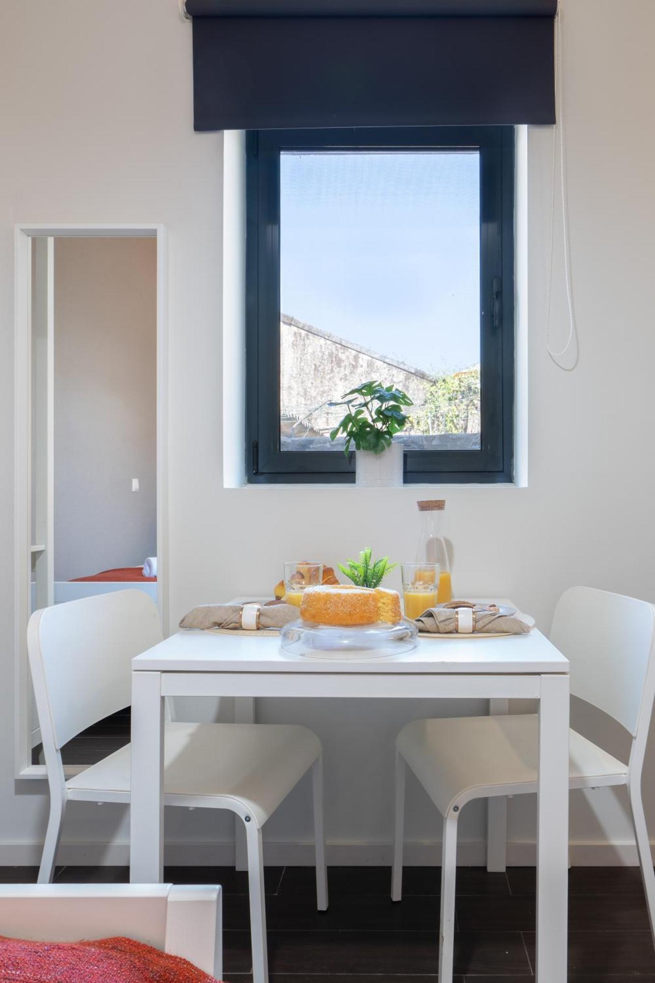 Host Wise - Impressive Restful Houses Porto Room photo
