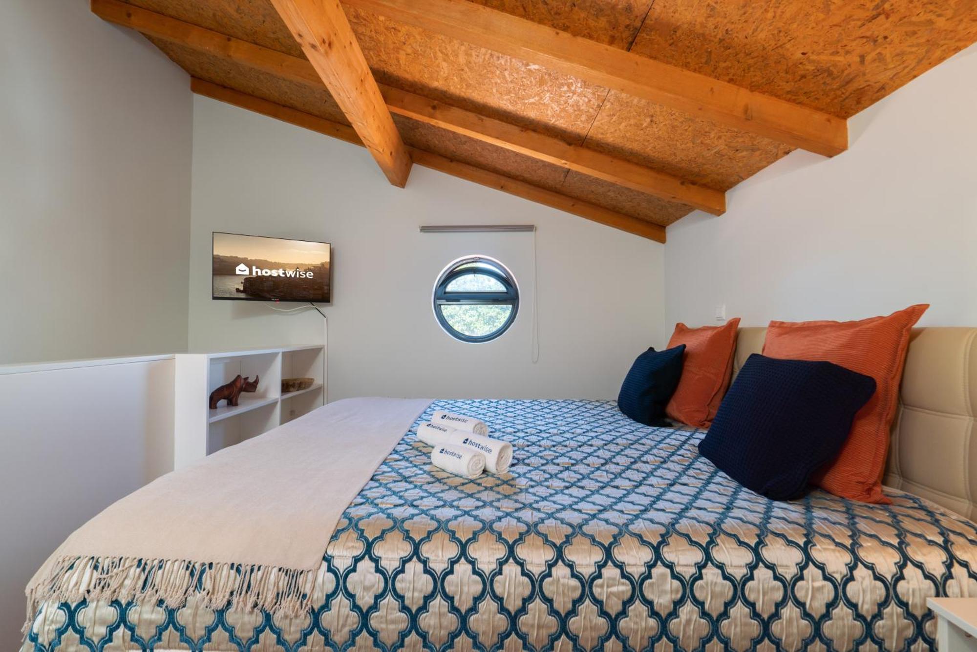 Host Wise - Impressive Restful Houses Porto Room photo