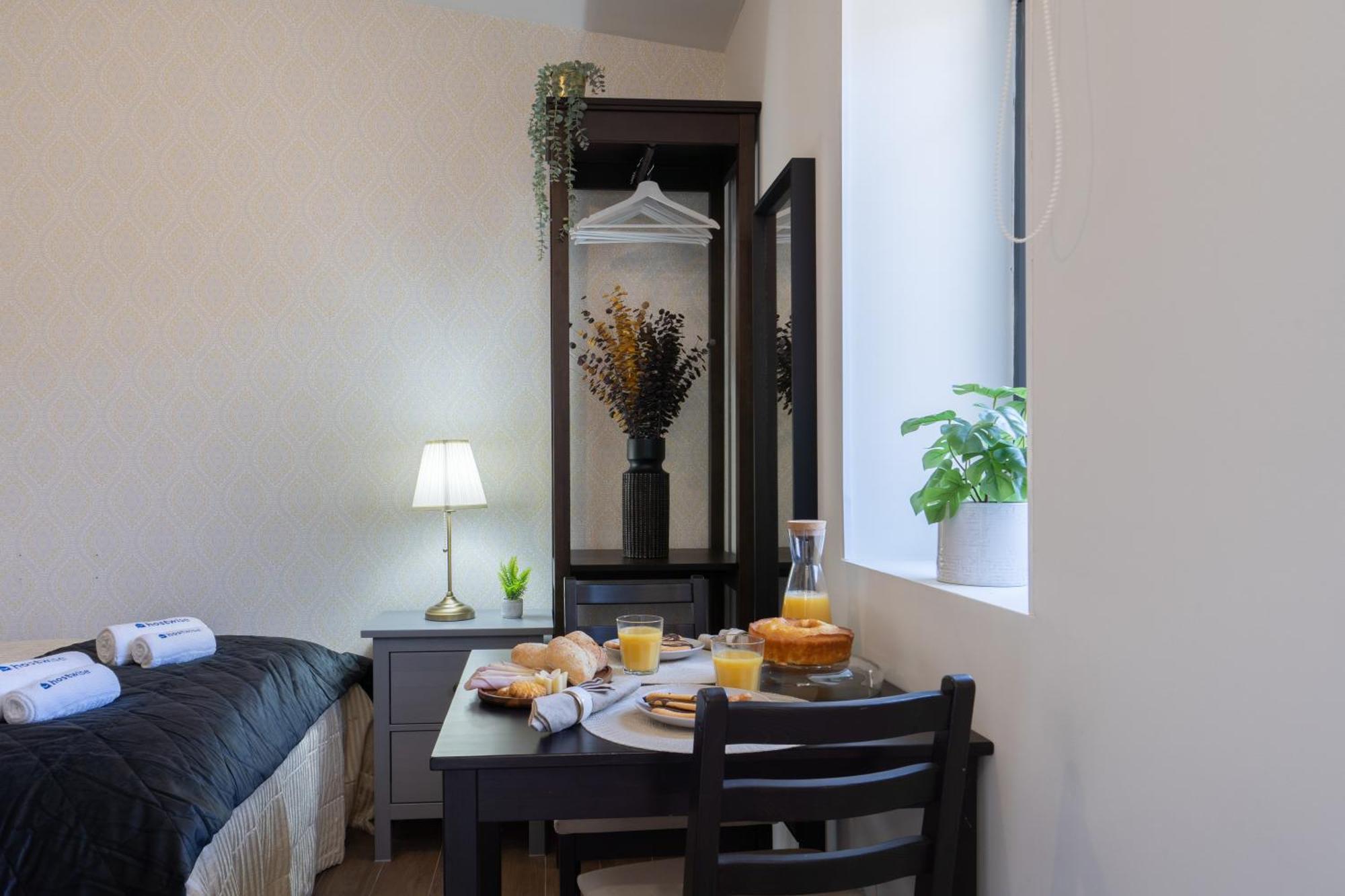 Host Wise - Impressive Restful Houses Porto Room photo